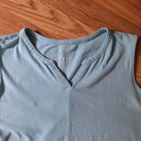 Denim & Co. Textured Knit Split V-Neck Sleeveless Tunic Light Turquoise Medium - Picture 4 of 8